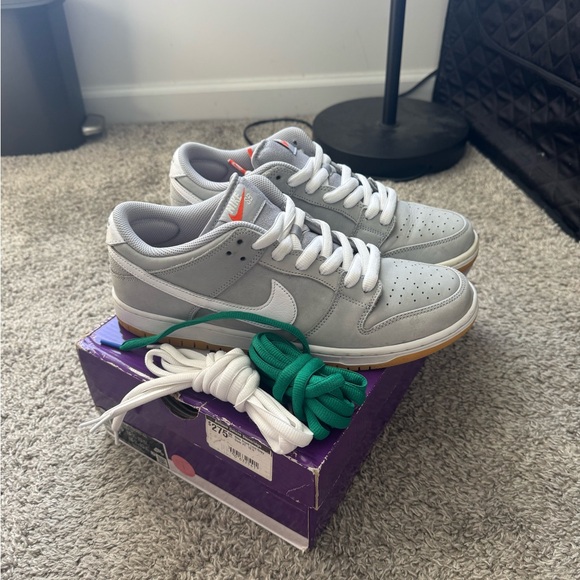 Nike SB Dunk Low Pro Wolf Grey - Picture 1 of 7